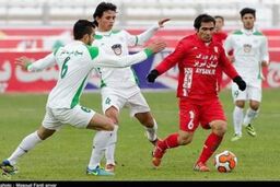به خاطر تراکتورسازی از پول گذشتم اما یک خودکار هم به من ندادند!