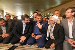 کشور دارای فن آوری هسته ای نباید در فناوری کشاورزی درمانده باشد / به جوانان اعتماد کنیم