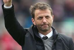 شروود از تاتنهام اخراج شد