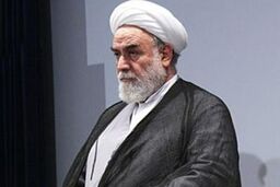 رئیس دفتر مقام معظم رهبری از آیت الله ملکوتی عیادت کرد