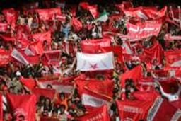 شعار هواداران علیه بازیکنان پرسپولیس / حرکت زشت بازیکن راه آهن