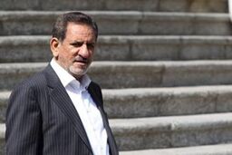 نشست هم اندیشی صنعتگران و فعالان اقتصادی با معاون اول رییس جمهور