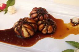 طرز تهیه سیر ترشی فوری 3 روزه با طعم عالی