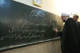 سنتی که خاتمی پایه گذاری کرد و احمدی نژاد و روحانی ادامه دادند
