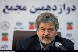 عابدینی: عصبانیت کی روش به دلیل بهم ریختن برنامه ها است نه لباس و گرمکن
