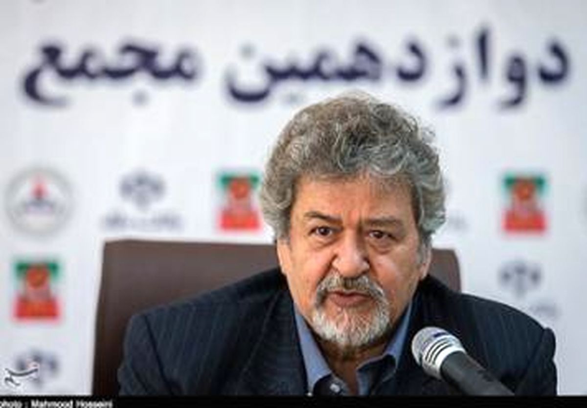 عابدینی: عصبانیت کی روش به دلیل بهم ریختن برنامه ها است نه لباس و گرمکن