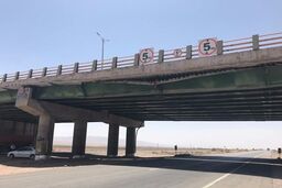 اگر این پل روی خودروهای عبوری خراب شود، چه کسی جوابگوست؟