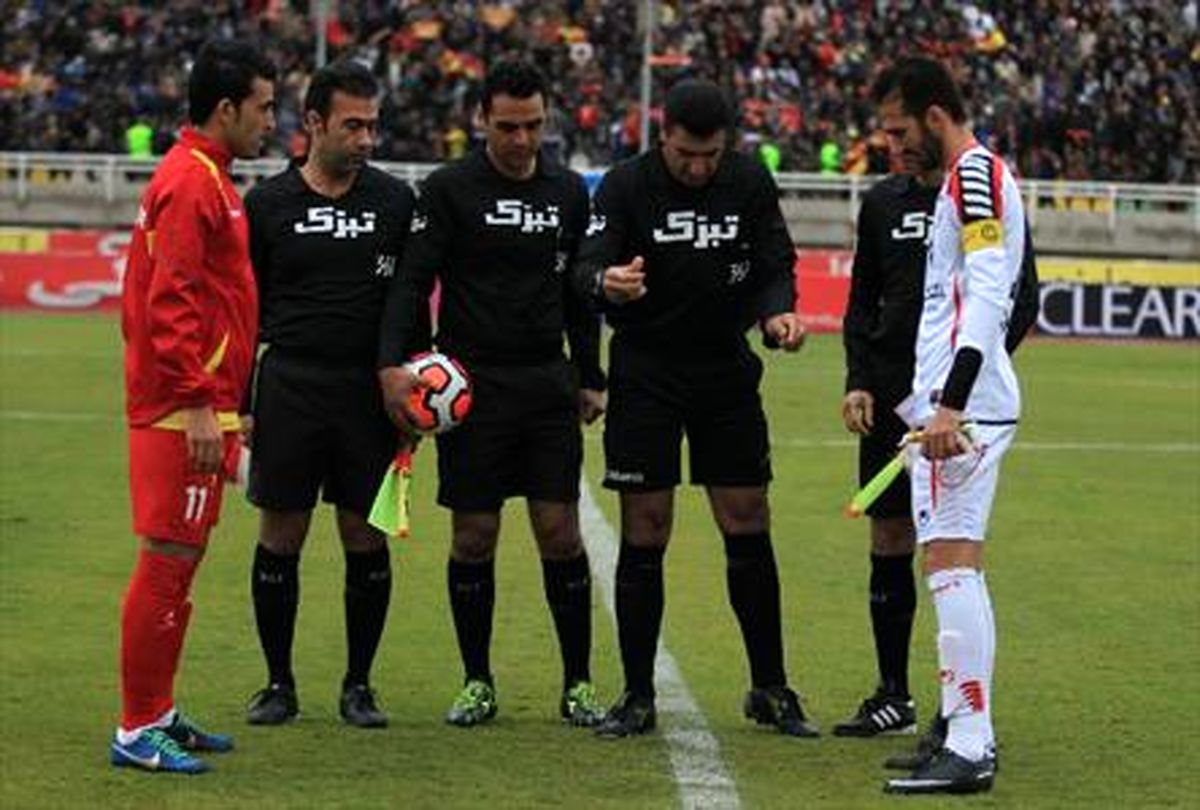 باخت های پرسپولیس فقط گردن داور است؟!