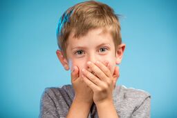 درمان استفراغ کودکان با گیاهان دارویی در سریع ترین زمان ممکن