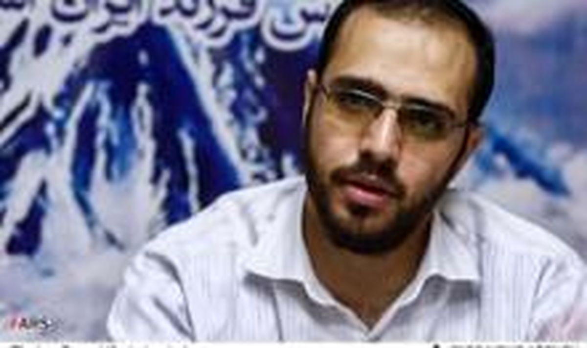 ملت ایران با حضور در تمام عرصه ها به انقلاب لبیک دوباره می گویند