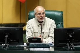 قالیباف: مدعیان جزایر سه‌گانه اراده‌ ملت ایران برای دفاع از تمامیت ارضی را آزمایش نکنند