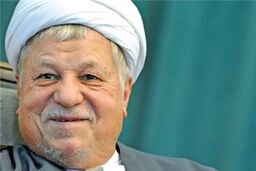 هاشمی رفسنجانی وارد حرم مطهر رضوی شد