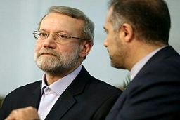 طرح زودهنگام کاندیداتوری لاریجانی غلط است