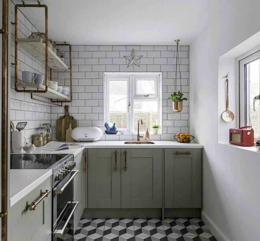 بزرگ نشان دادن آشپزخانه کوچک با چند تکنیک فوق العاده ساده | آشپزخونتون بزرگ و دلباز میشه