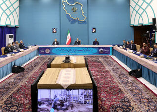 پزشکیان: باید مساله سوختن روزانه ۵۰ میلیون مترمکعب گاز فلر حل شود