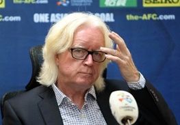 حرف‌های ابهام‌آمیز افتخاری درباره تمدید قرارداد شفر