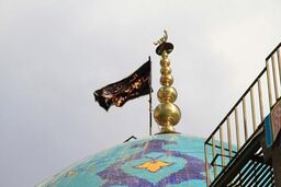 یک نیمروز بهاری در امامزاده صالح