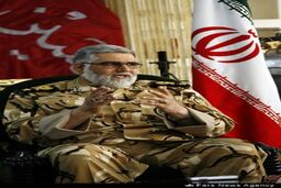 قرارداد نیروی زمینی برای تولید خودروی ملی / پادگان های ۴ استان در آستانه جابه جایی / ارتباط با فرمانده نزاجا سخت نیست