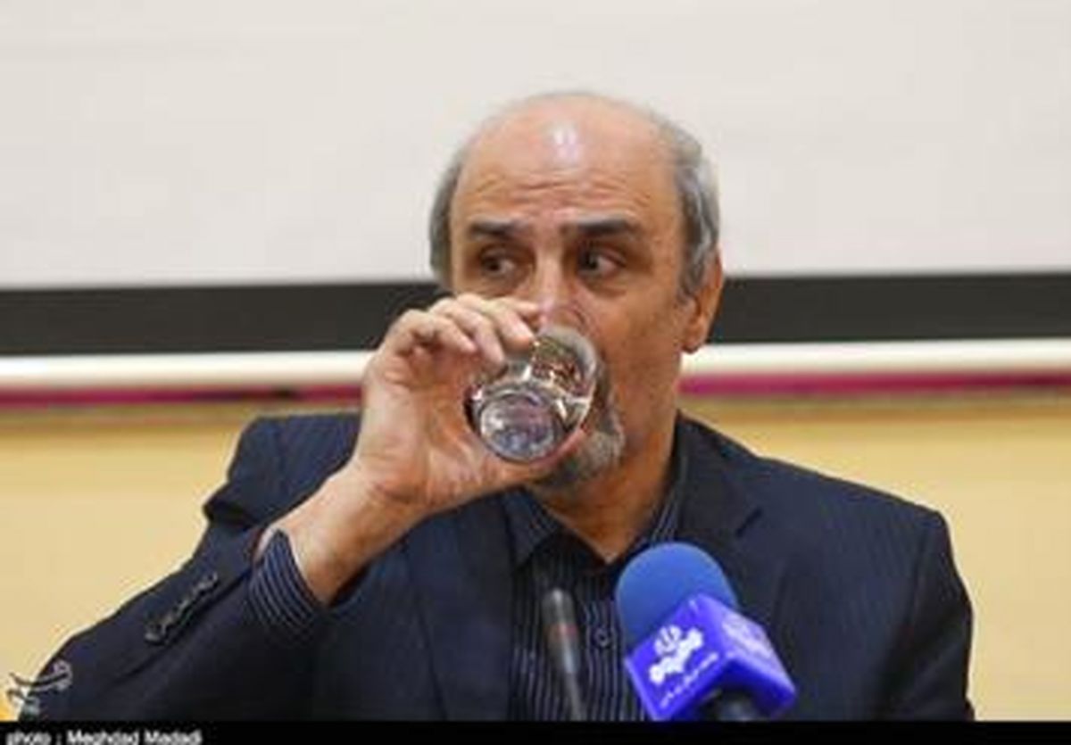چرا وزیر ورزش مقابل بی اخلاقی ها و بی قانونی های وزاتخانه اش سکوت کرده است؟