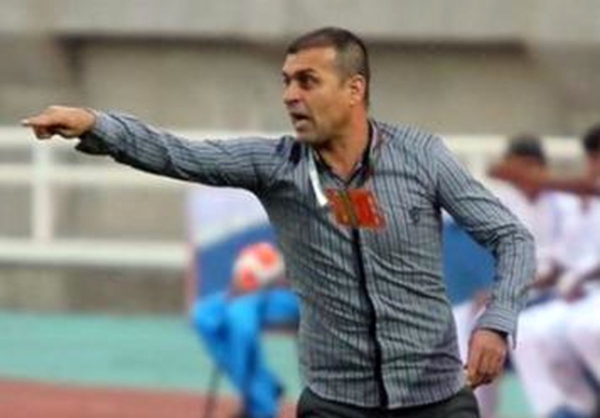 ویسی: درخواست فدراسیون فوتبال از باشگاه ها غیرمنطقی است