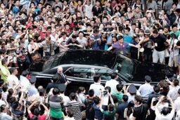 ملاقات با بکهام، کار دست چینی ها داد + عکس
