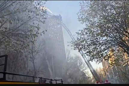 آتش‌سوزی گسترده در سینمای متروکه لاله‌زار مهار شد
