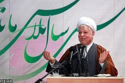ایران و عربستان مرجع رفع اختلافات شیعه و سنی هستند / پاکسازی بدنه اسلام از تروریست ها