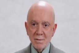 دولت بدون ملاحظات سیاسی پاسخ احمد شهید را بدهد