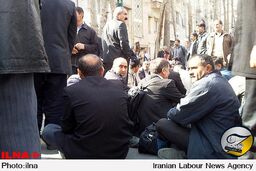 چرا رانندگان تاکسی مقابل نهاد ریاست جمهوری تجمع کردند؟
