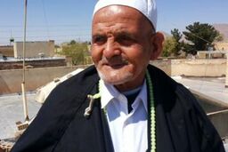 پیرمردی که ۷۰ سال اذان می گوید + فیلم