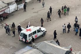 آغاز تبادل اسرا در غزه؛ ۷ اسیر صهیونیست آزاد شدند