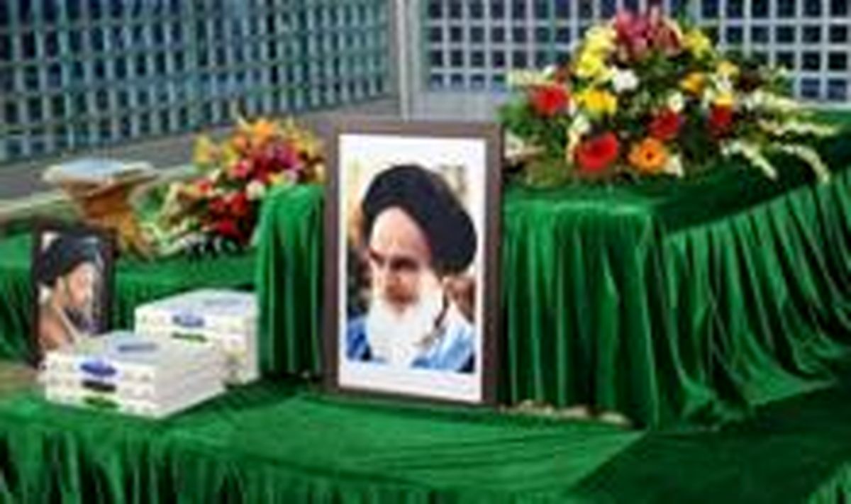 وزیر کار با آرمان های والای امام(ره) تجدید میثاق کرد