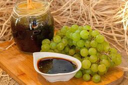 خواص بی نظیر شیره انگور برای سلامتی