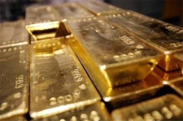 توقف افزایش قیمت طلا در معاملات روز دوشنبه