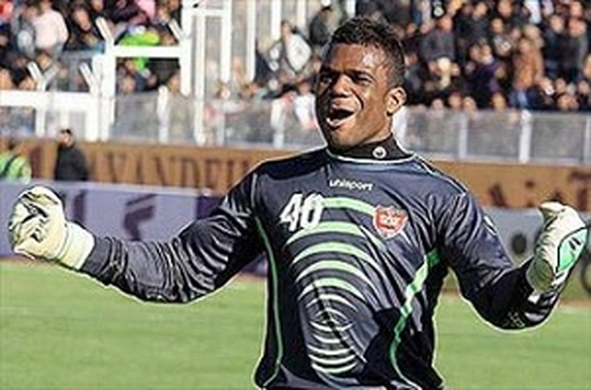 پرسپولیس دروازهبان خود را سورپرایز کرد!