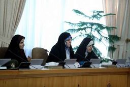حضور زنان در دولت؛ نمادین یا نهادینه