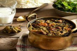 فوت و فن تهیه خورش آلو اسفناج خوشمزه و مجلسی + نکات مهم پخت خورش