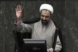 اعتماد به آمریکا مانند اعتماد به سراب است / دولت در برابر توهین آمریکایی ها فقط می گوید انشاالله گربه است