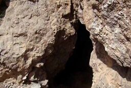 یافت شدن استخوان 14 نفر در غار 1400 ساله
