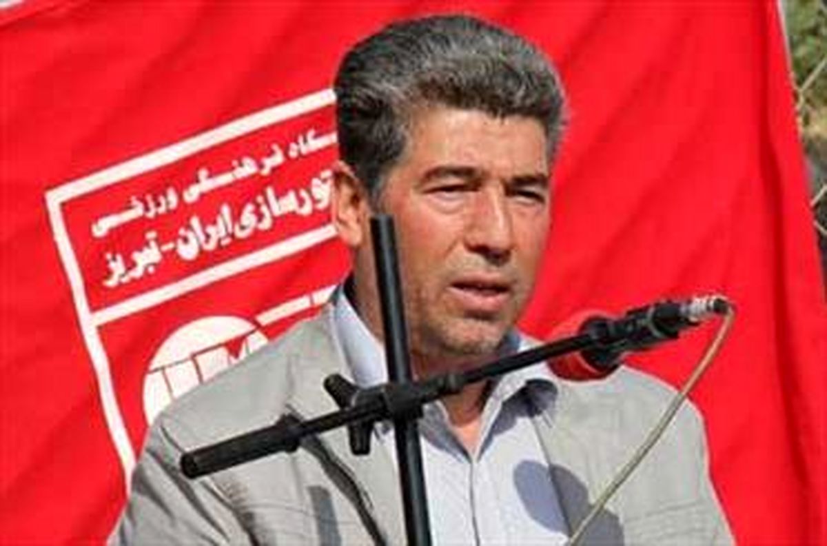 کریمی باید مقابل پرسپولیس بازی کند