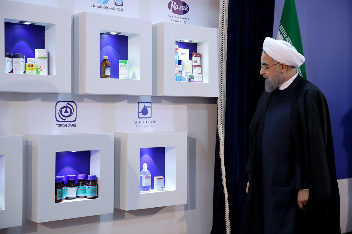 رئیس جمهوری: همه مشکلات در کوتاه مدت حل نمی شود / در «سال اشتغال» همه باید کمک کنند