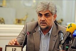 آمریکایی ها با تجهیزات قابل حمل در میادین مشترک ایران - عراق نفت تولید می کنند