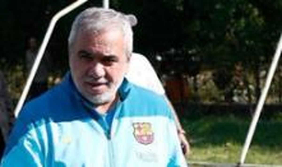 فتح الله زاده به اردوی آبی ها رفت / بازی مربیگری فوتبال در انتظار هواداران استقلال