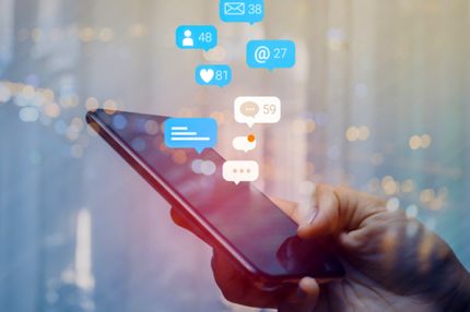 شبکه‌های اجتماعی؛ میدان آگاهی یا کارخانه اضطراب؟