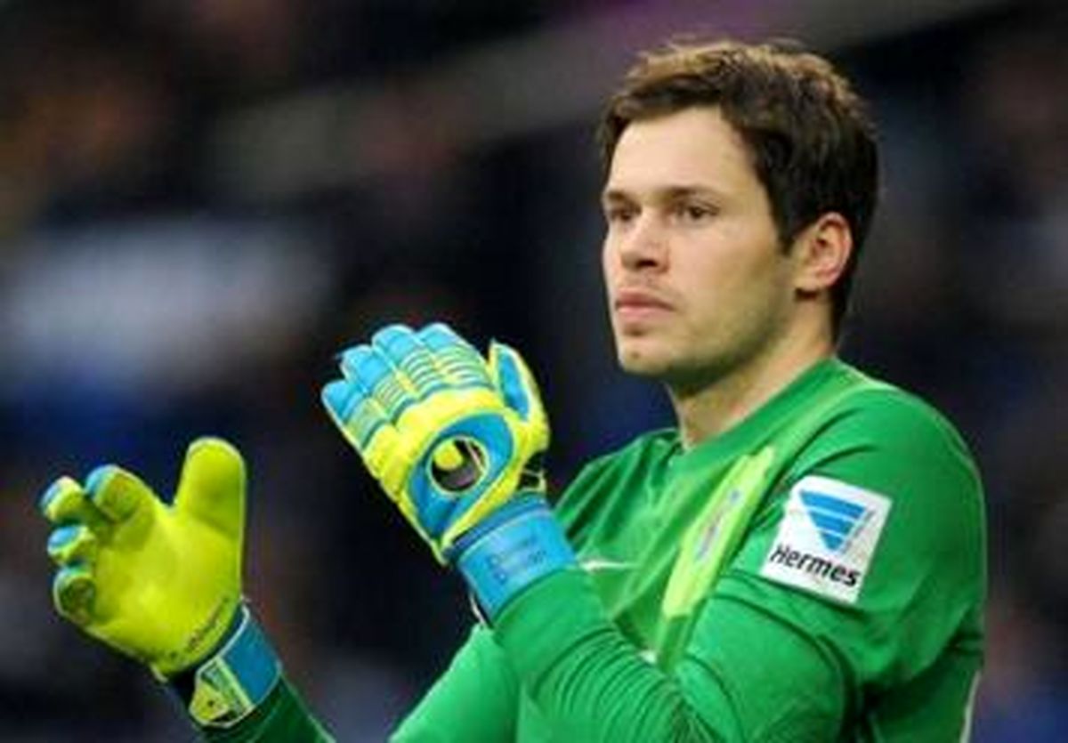 اینتراخت برانشوایگ به دنبال تمدید قرارداد دنیل داوری است