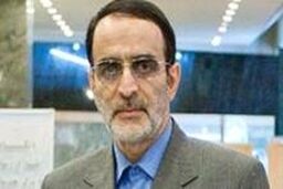 جناب روحانی از اصول و آرمان ها عبور نکنید / مردم گلیم را از زیر پایتان می کشند