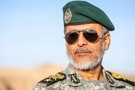 دریادار سیاری: ارتقا توان هوایی از اولویت‌های ارتش است 