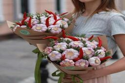 تزیین سیر سفره هفت سین با چند ایده خلاقانه 