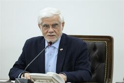  عارف: باید دست ما در برابر دشمن، پُر باشد
