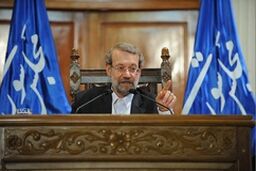 لاریجانی: خبرنگاری کار بسیار پرمسئولیتی است